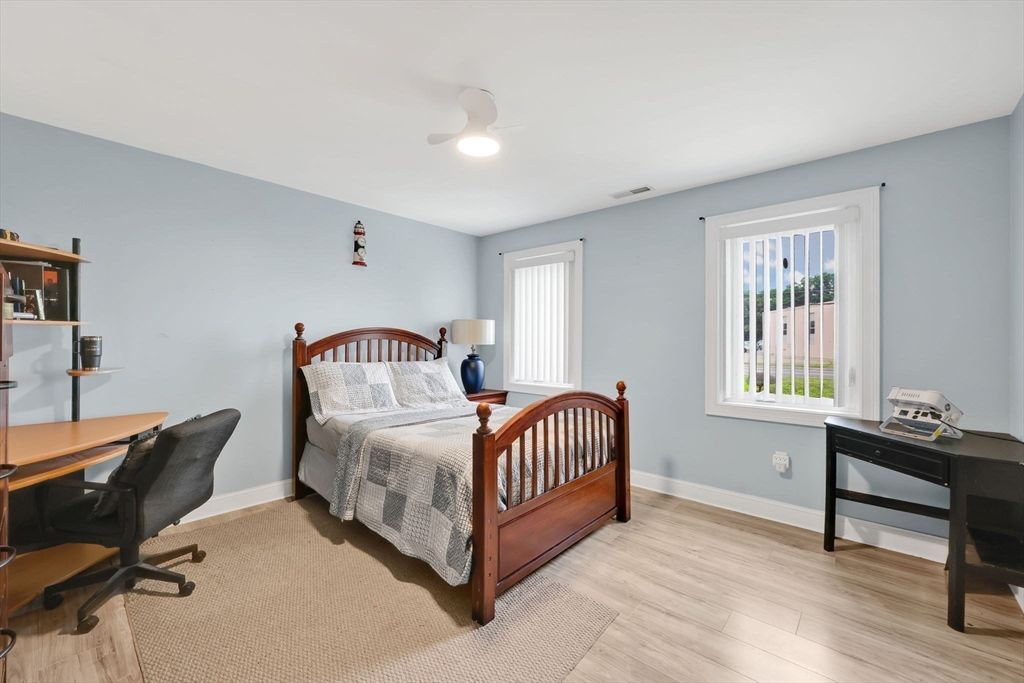 Bedroom, Home Office, Interior, Recessed Lighting, Wood Texture Flooring