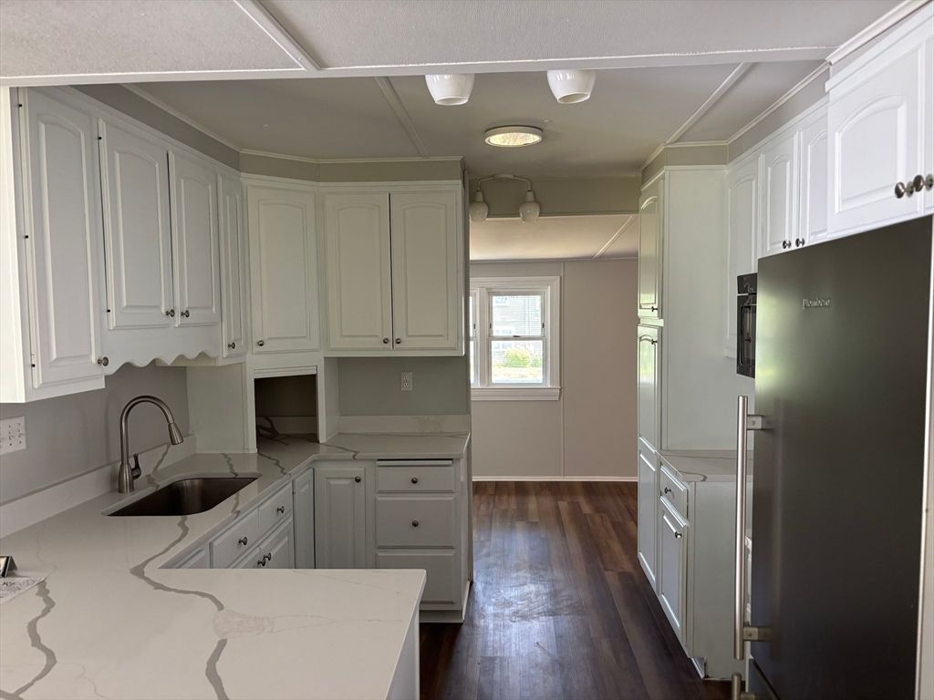 Interior, Kitchen, Wood Texture Flooring