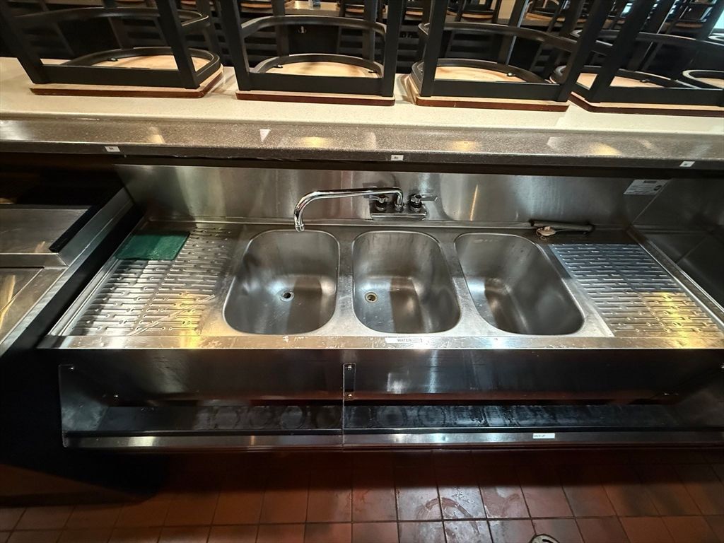 Interior, Kitchen, Tile Countertops