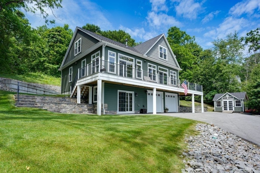 Backyard, Detached Garage, Exterior