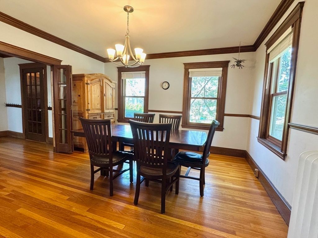 Chandelier, Dining room, Interior, Wood Texture Flooring