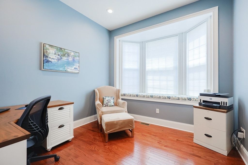 Home Office, Interior, Recessed Lighting, Wood Texture Flooring