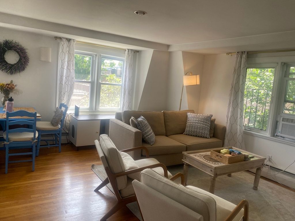 Dining room, Interior, Living room, Wood Texture Flooring