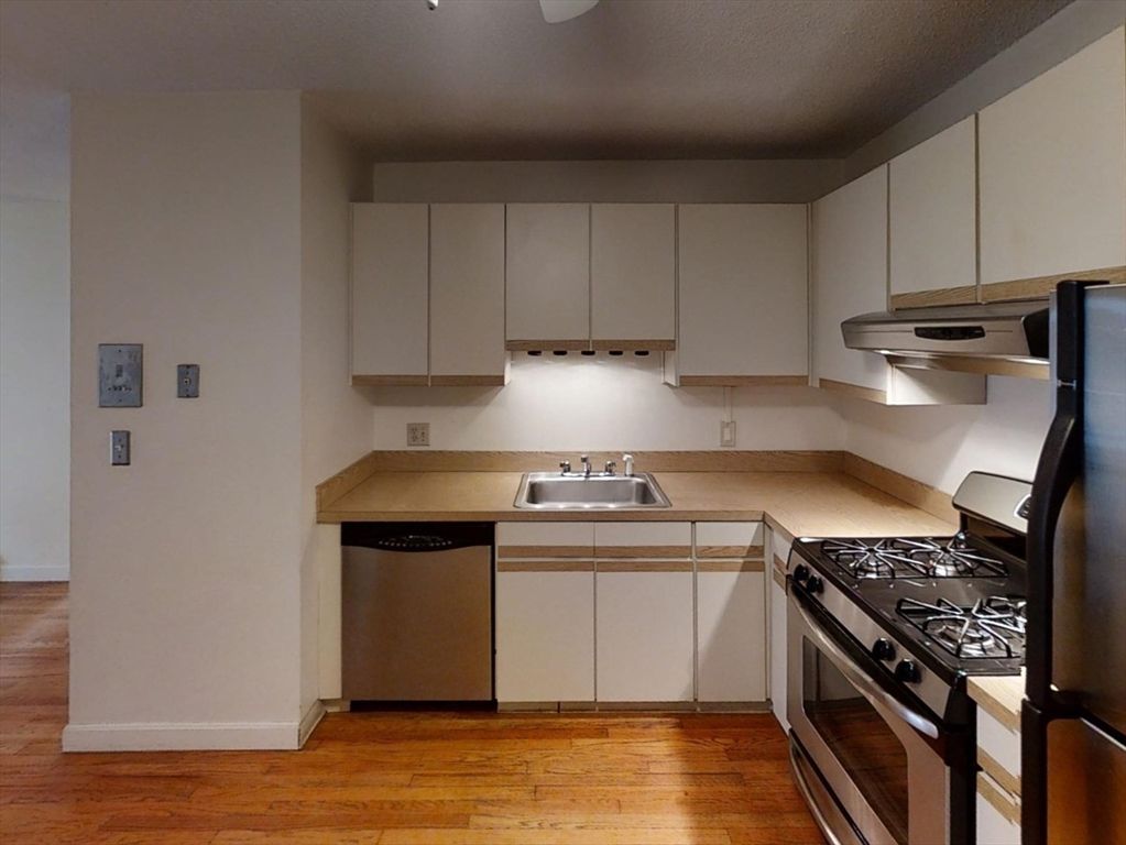 Interior, Kitchen, Stainless Steel Appliances, Wood Texture Flooring