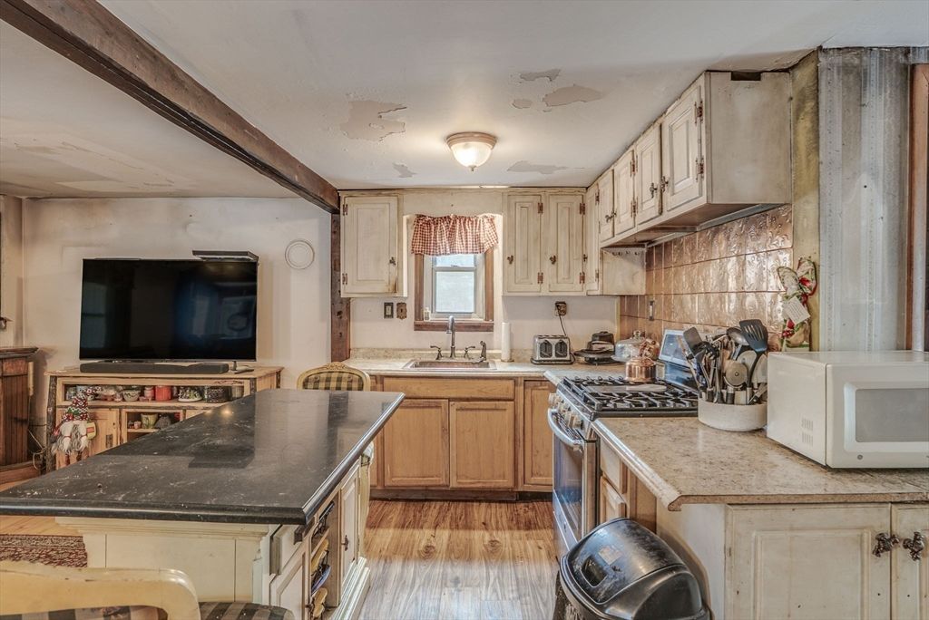 Interior, Kitchen, Wood Texture Flooring