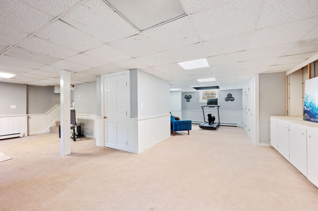 Fitness Equipment, Interior, Recessed Lighting