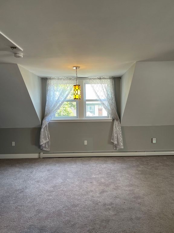 Empty room, Interior, Pendant Lights