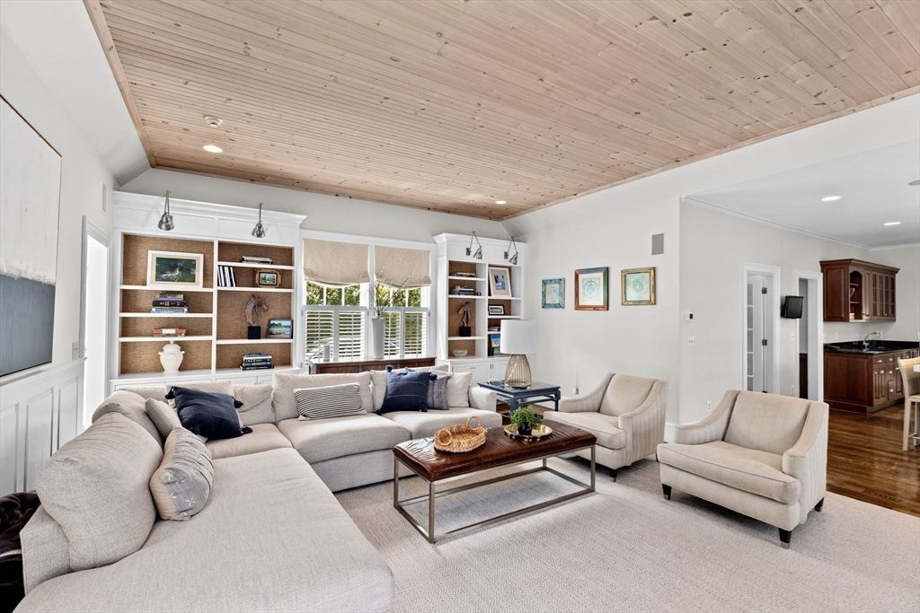 Interior, Living room, Recessed Lighting, Wooden Ceilings, Wood Texture Flooring
