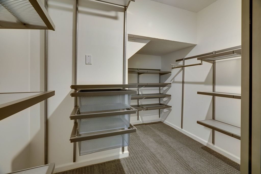 Interior, Walk-in Closets