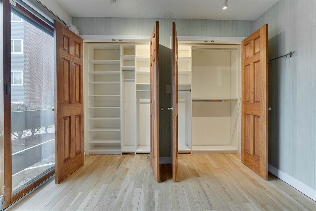 Interior, Recessed Lighting, Walk-in Closets, Wood Texture Flooring