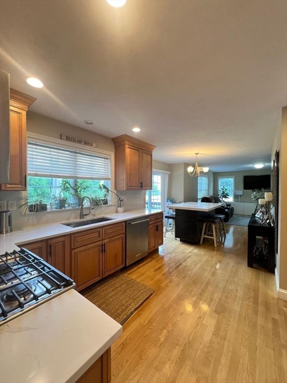Chandelier, Dining room, Interior, Kitchen, Living room, Recessed Lighting, Wood Texture Flooring