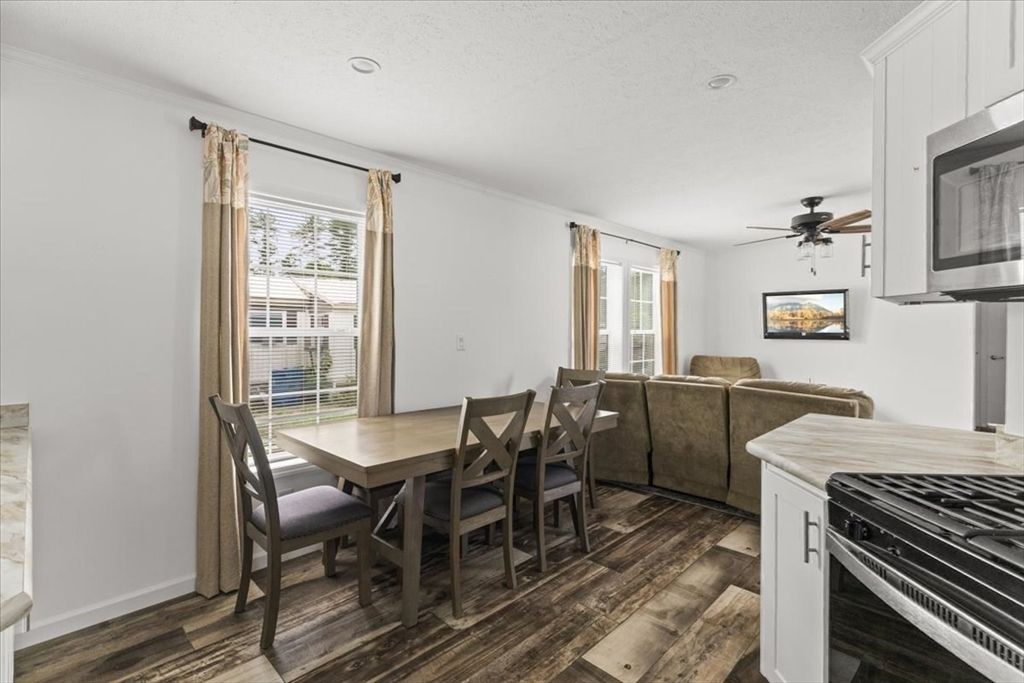 Dining room, Interior, Living room, Recessed Lighting, Wood Texture Flooring