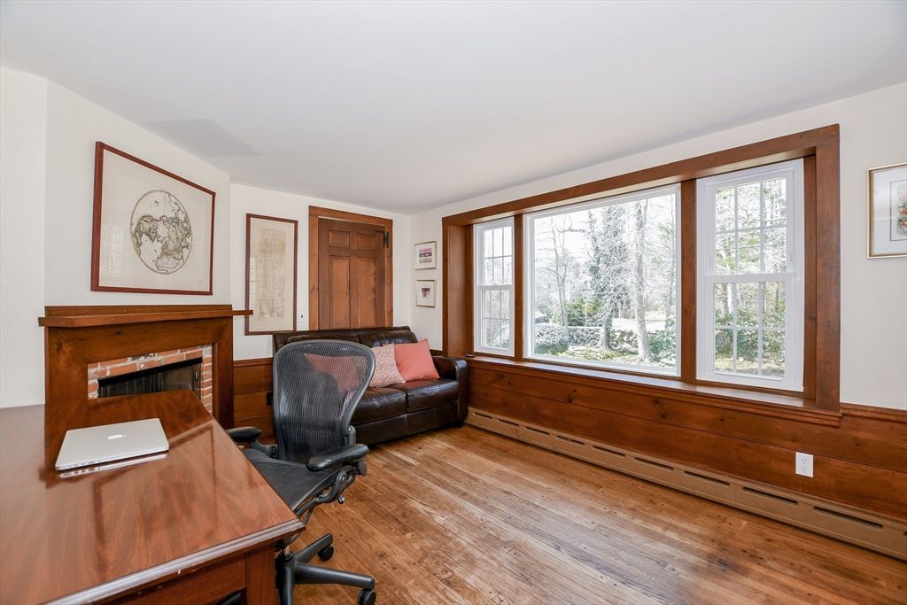 Fireplace, Home Office, Interior, Wood Texture Flooring