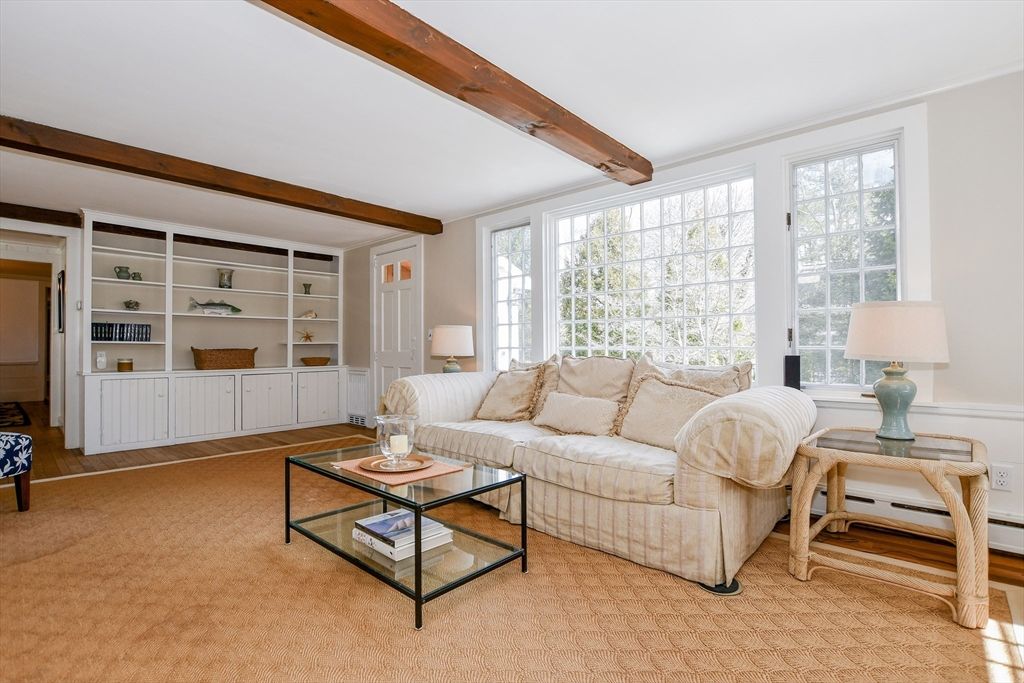 Interior, Living room, Wooden Beams