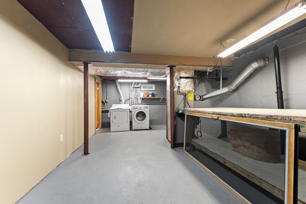 Interior, Utility Closets, Washer