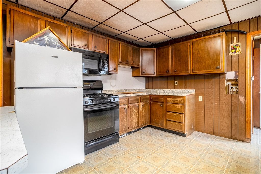 Interior, Kitchen, Wooden Walls