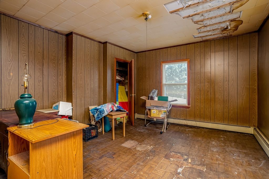 Interior, Wooden Walls