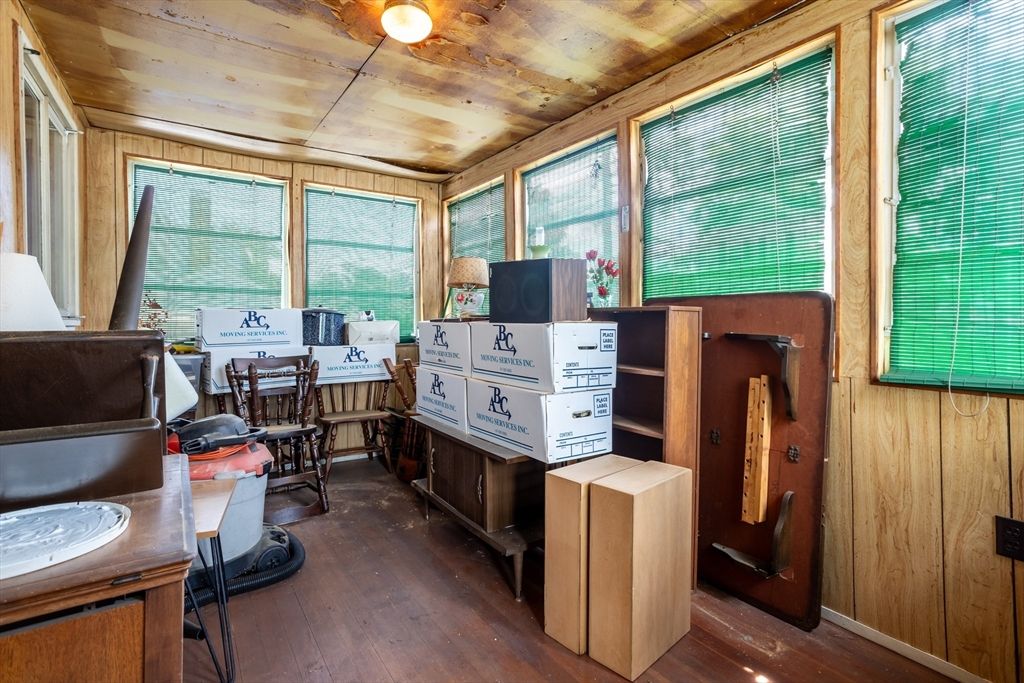 Home Office, Interior, Wooden Ceilings, Wood Texture Flooring, Wooden Walls