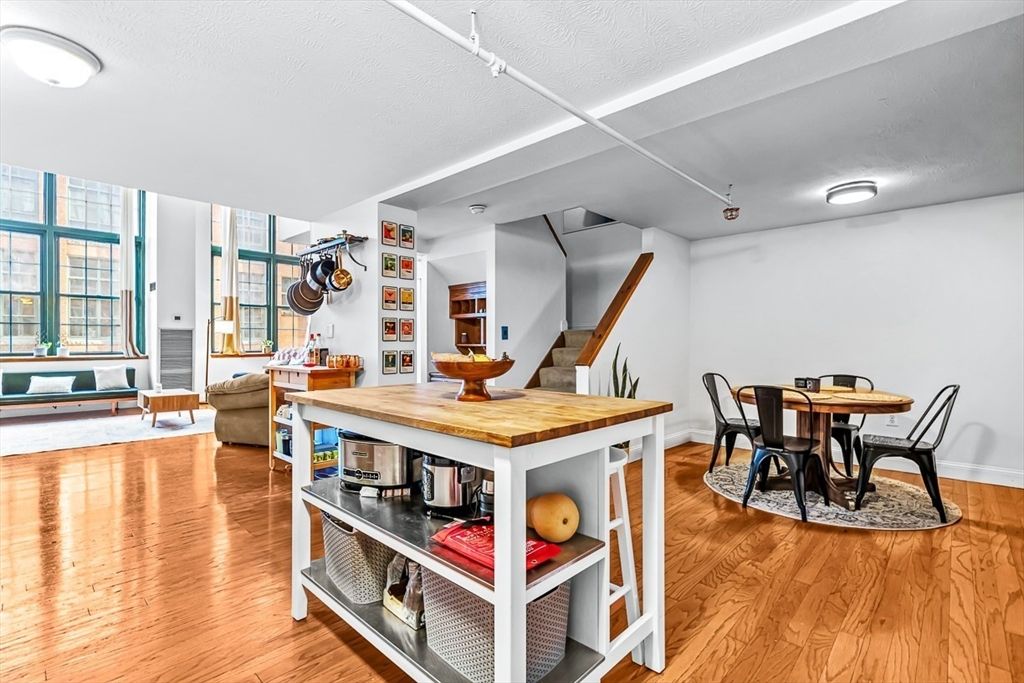 Dining room, Interior, Wood Texture Flooring