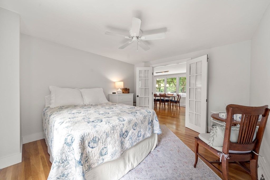 Bedroom, Dining room, Interior, Wood Texture Flooring