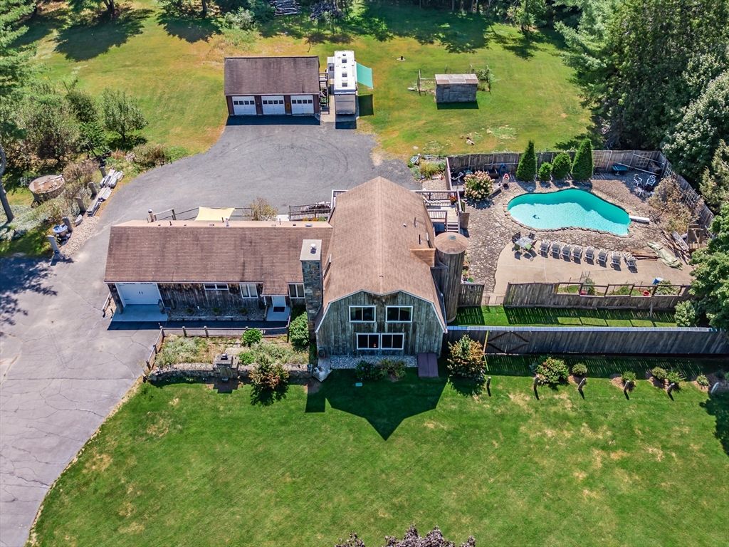 Exterior, Drone