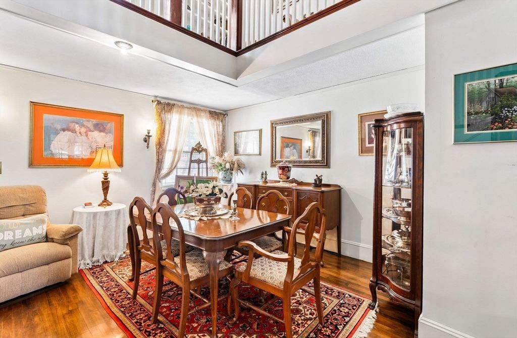 Dining room, Interior, Wood Texture Flooring