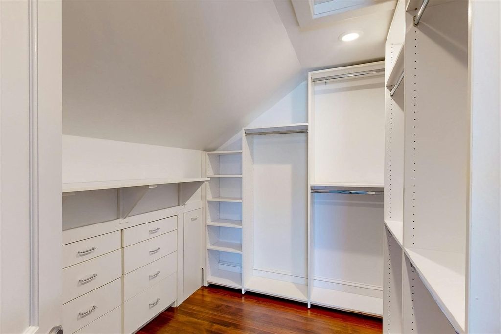 Interior, Recessed Lighting, Walk-in Closets, Wood Texture Flooring