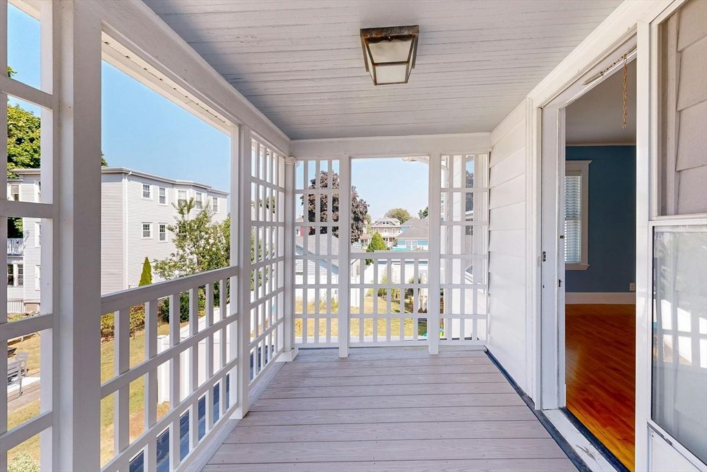 Interior, Sun Room, Wood Texture Flooring