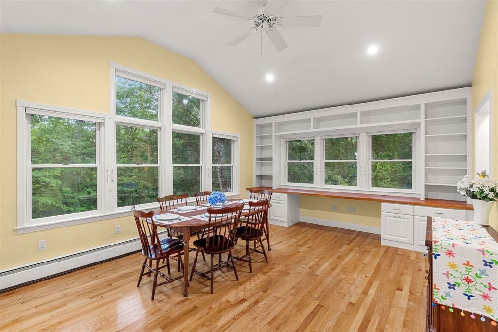 Dining room, Interior, Recessed Lighting, Wood Texture Flooring