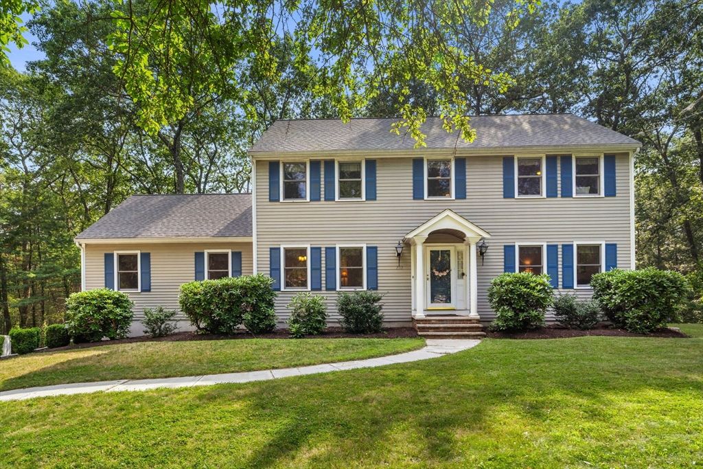 Exterior, Facade, Georgian