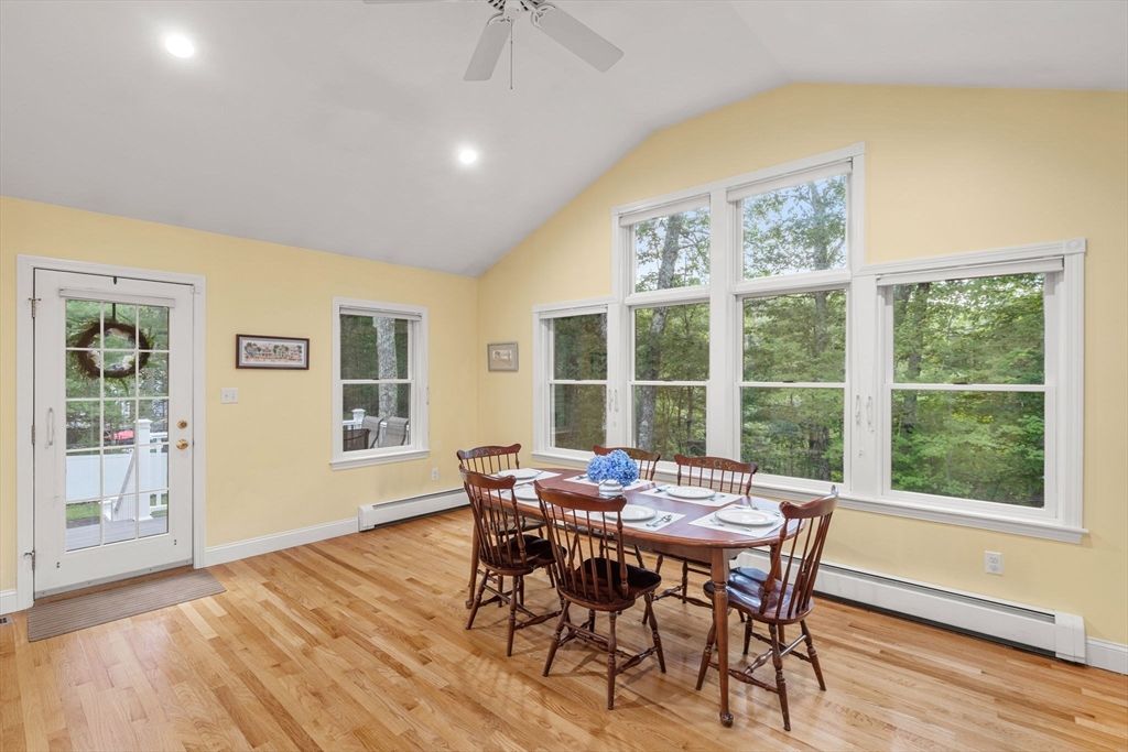 Dining room, Interior, Recessed Lighting, Wood Texture Flooring