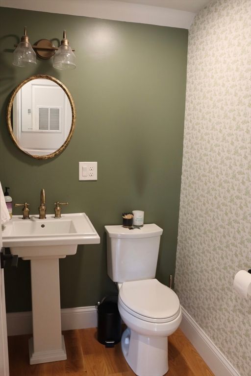 Bathroom, Interior, Wood Texture Flooring