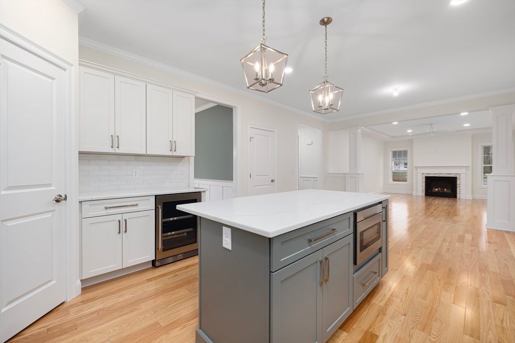 Fireplace, Interior, Kitchen, Pendant Lights, Recessed Lighting, Wood Texture Flooring