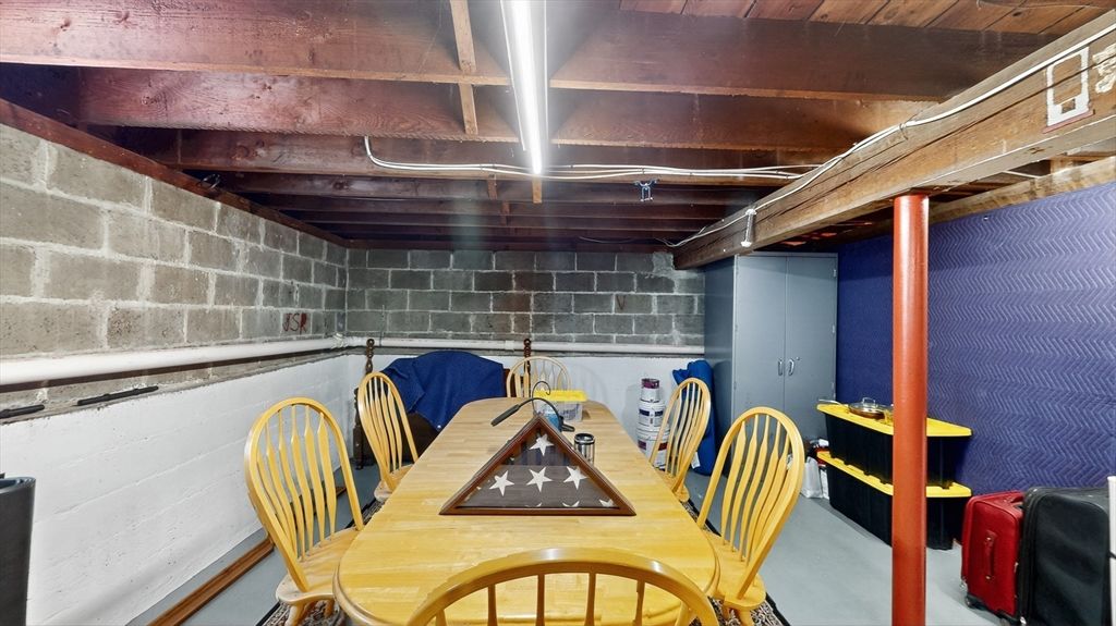 Dining room, Interior, Wooden Beams