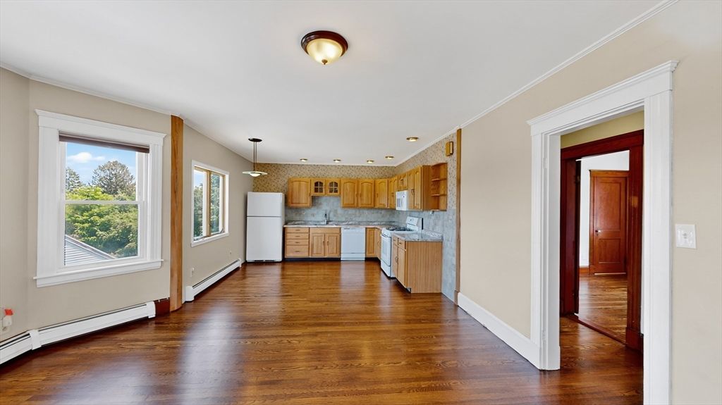 Interior, Kitchen, Pendant Lights, Recessed Lighting, Wood Texture Flooring
