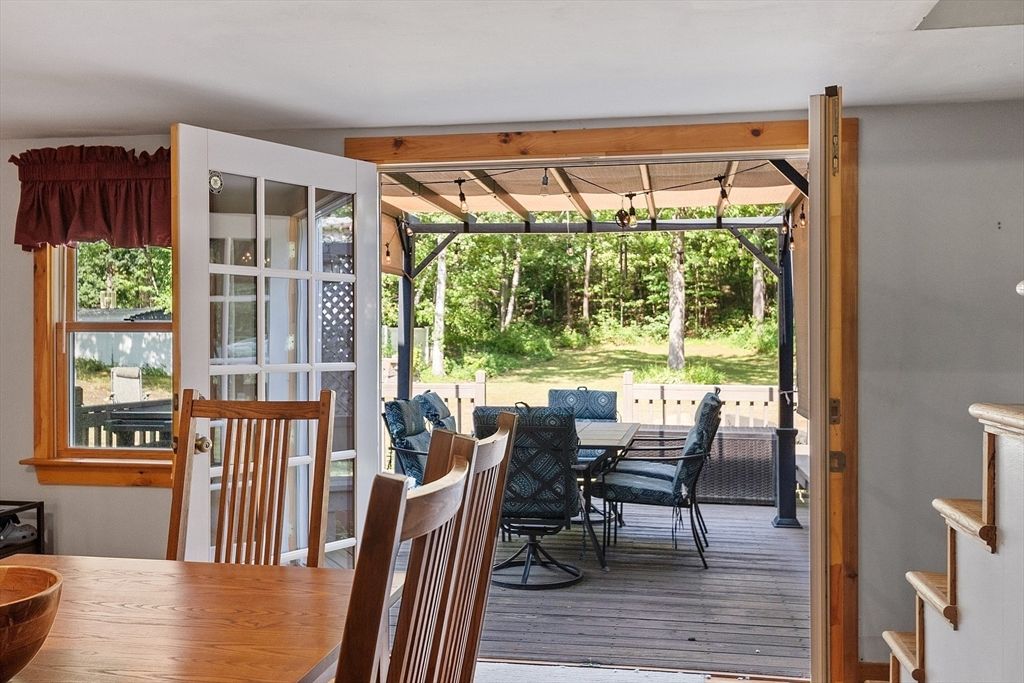 Dining room, Interior, Wood Texture Flooring