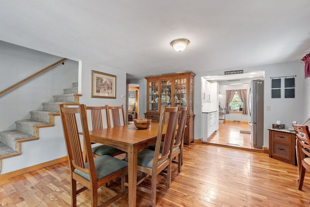 Dining room, Interior, Wood Texture Flooring