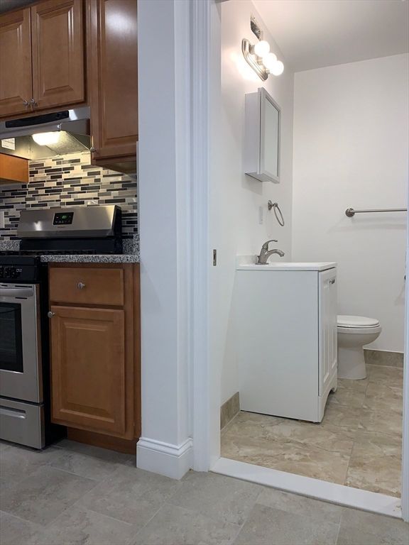 Interior, Kitchen, Washer