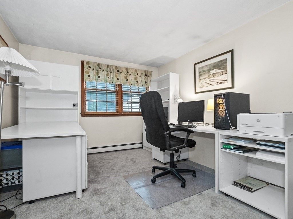 Home Office, Interior