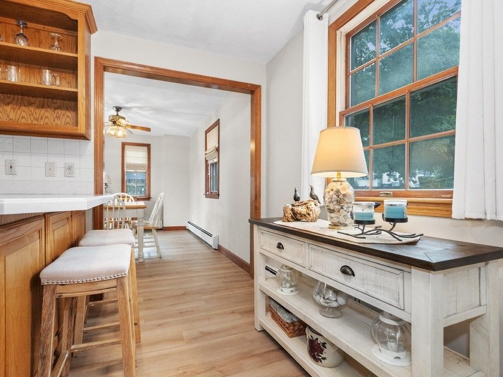 Dining room, Interior, Wood Texture Flooring