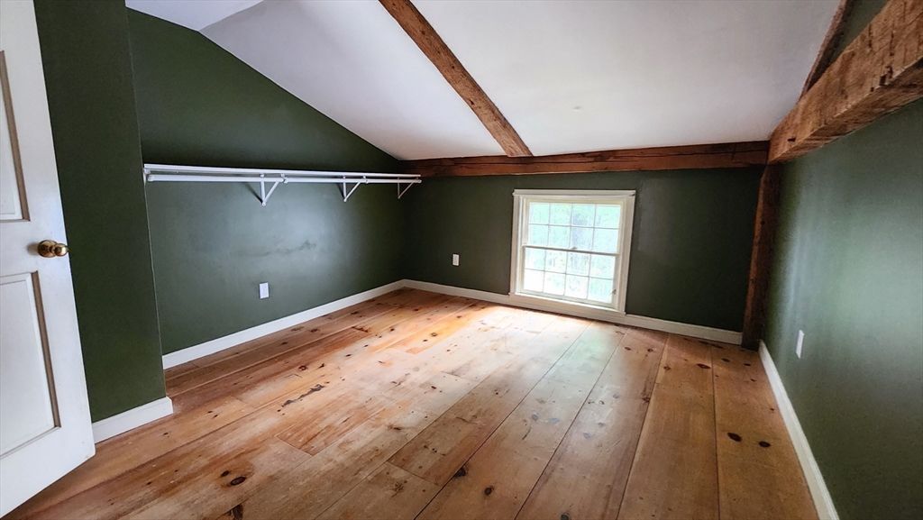 Empty room, Interior, Wooden Beams, Wood Texture Flooring