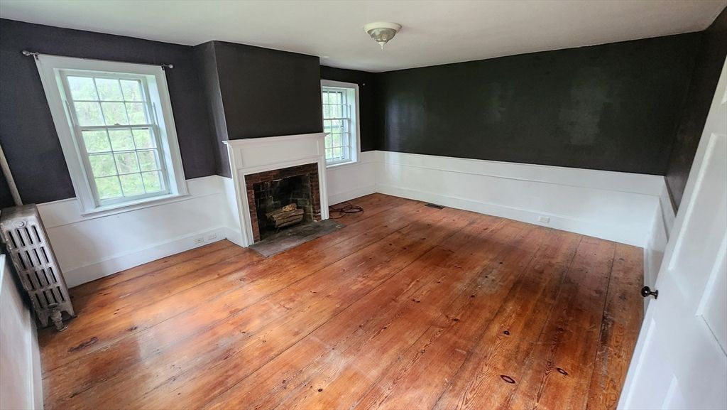 Empty room, Fireplace, Interior, Wood Texture Flooring
