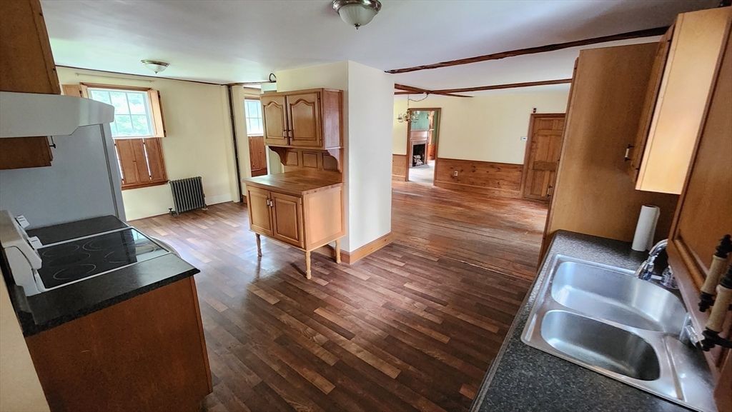 Interior, Kitchen, Wood Texture Flooring