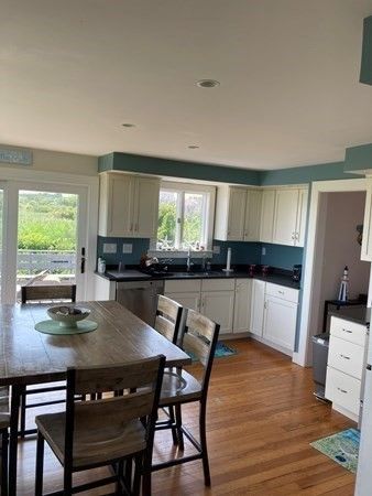 Dining room, Interior, Kitchen, Recessed Lighting, Wood Texture Flooring
