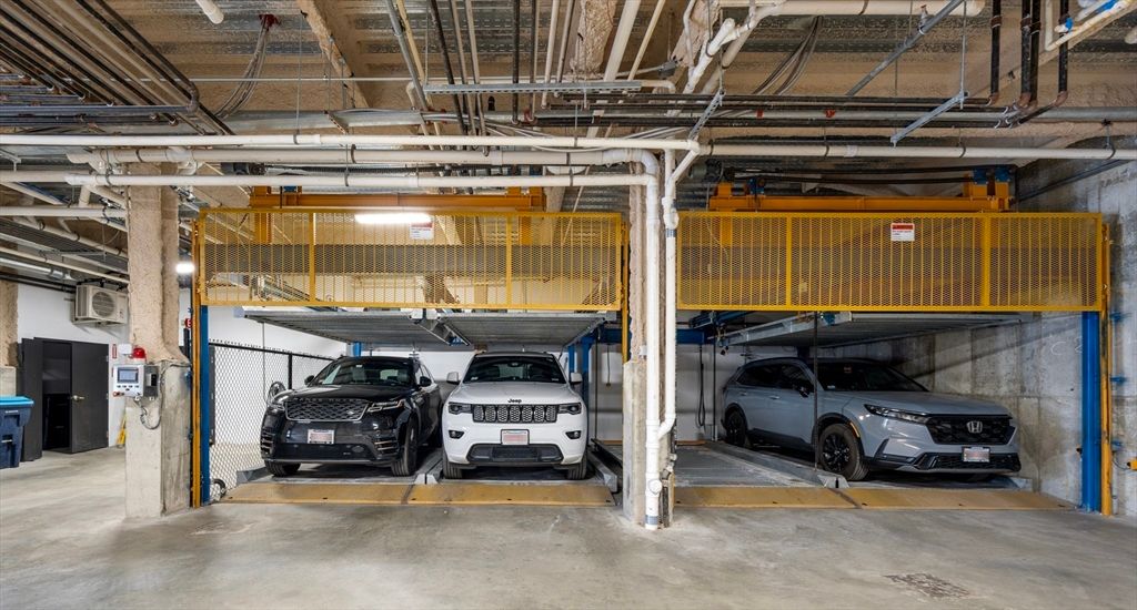 Garage, Interior
