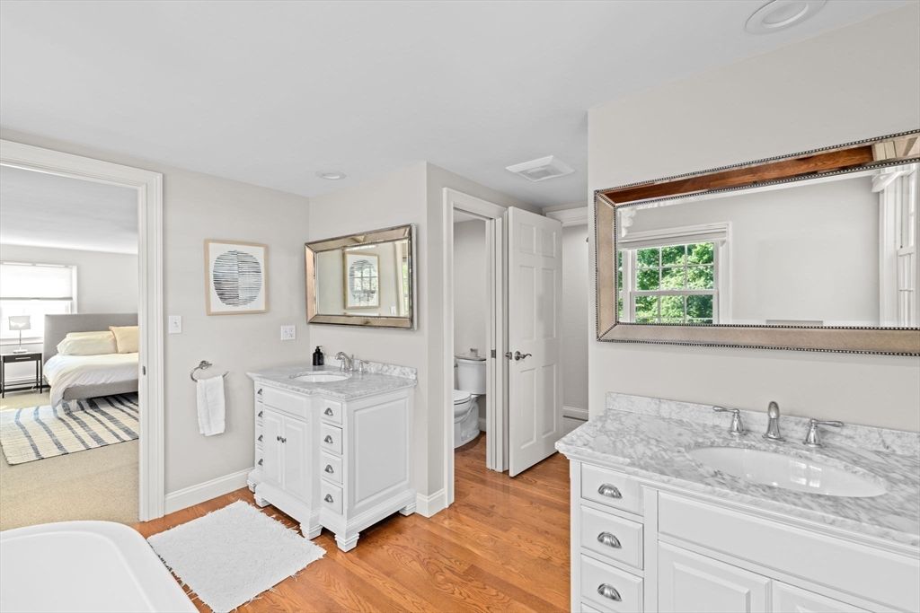 Bathroom, Bedroom, Dual Sink Vanities, Interior, Wood Texture Flooring