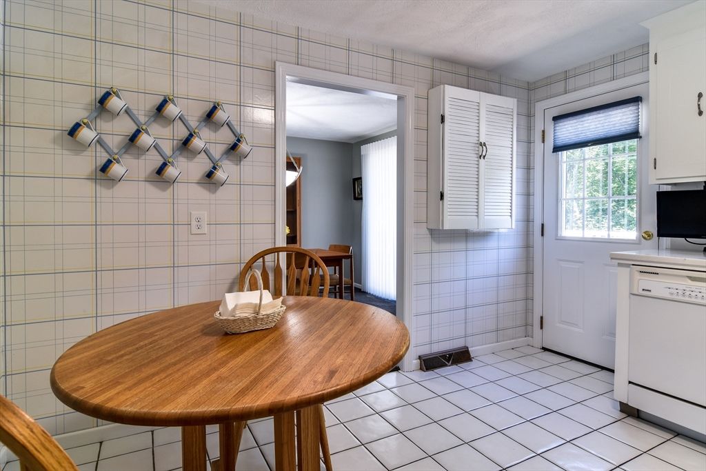 Dining room, Interior, Kitchen
