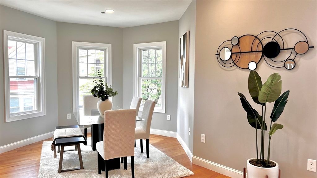 Dining room, Interior, Recessed Lighting, Wood Texture Flooring