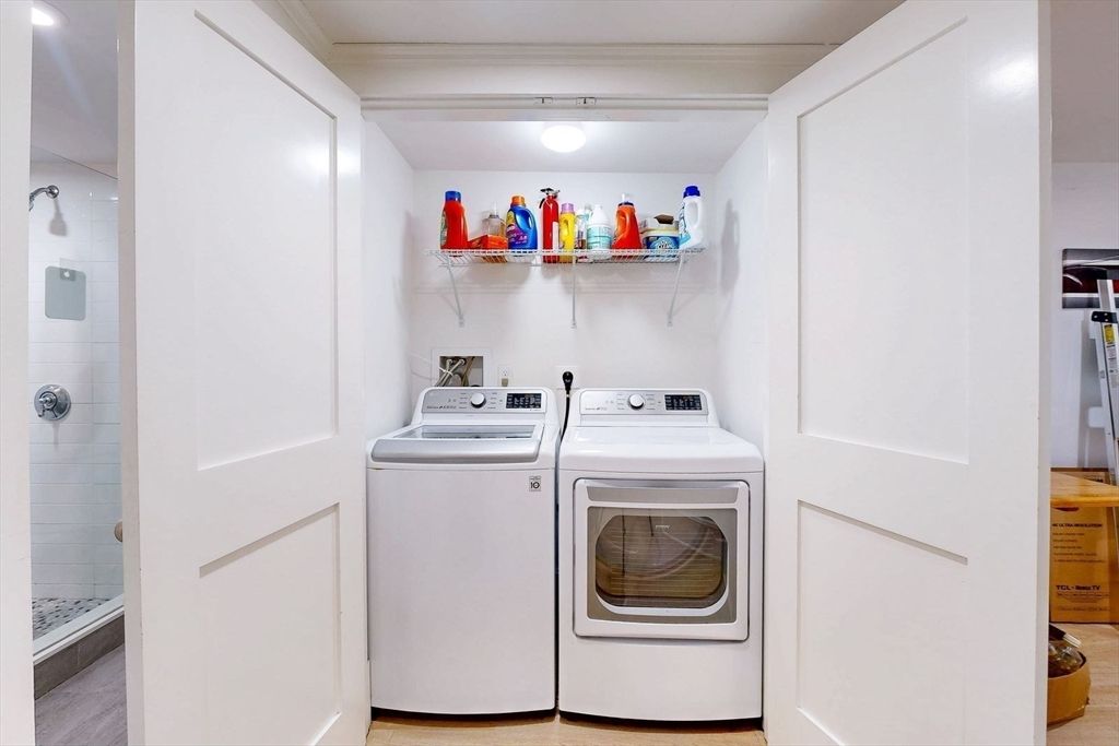 Interior, Utility Closets, Washer