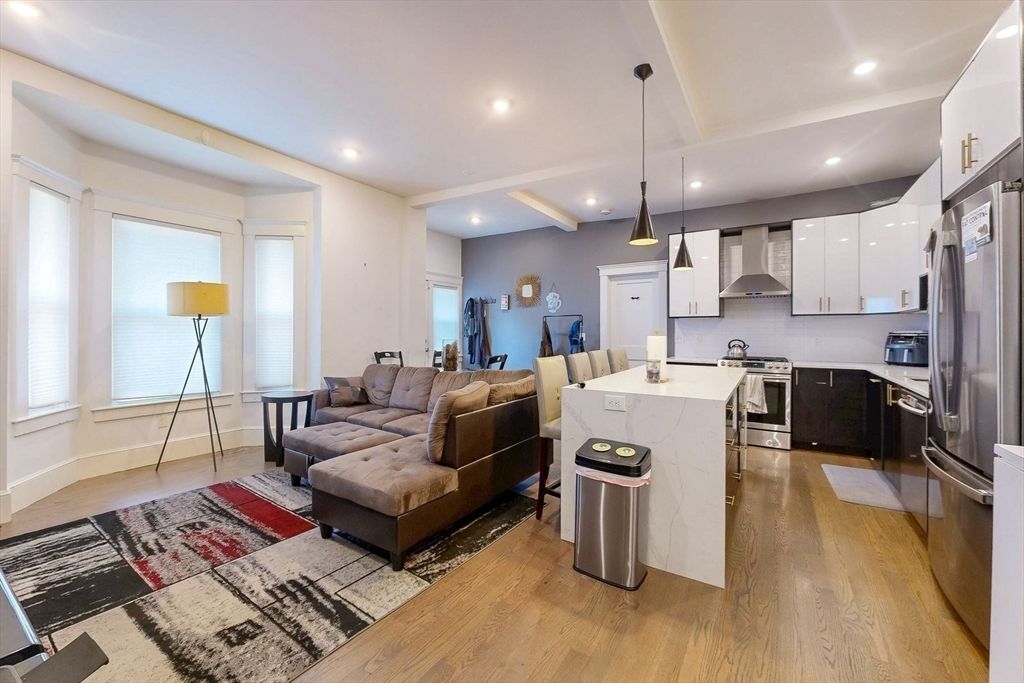 Interior, Kitchen, Living room, Pendant Lights, Recessed Lighting, Stainless Steel Appliances, Wood Texture Flooring